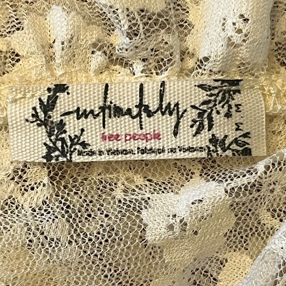 FREE PEOPLE Intimately If You Dare Ivory Lace Body Suit MEDIUM Ivory - Picture 2 of 8